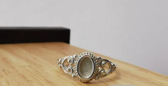 Filigree Bobble Oval Ring