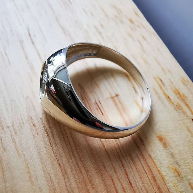 Men's Oval Signet Ring