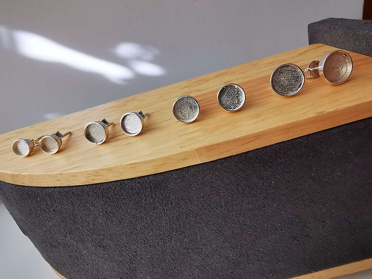 Round Stud Earrings