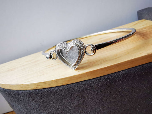 Heart CZ Hook Clasp Bangle