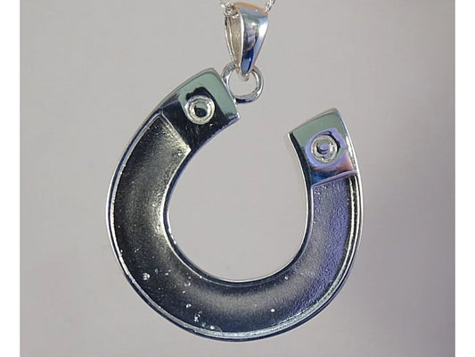 Horse Shoe Pendant